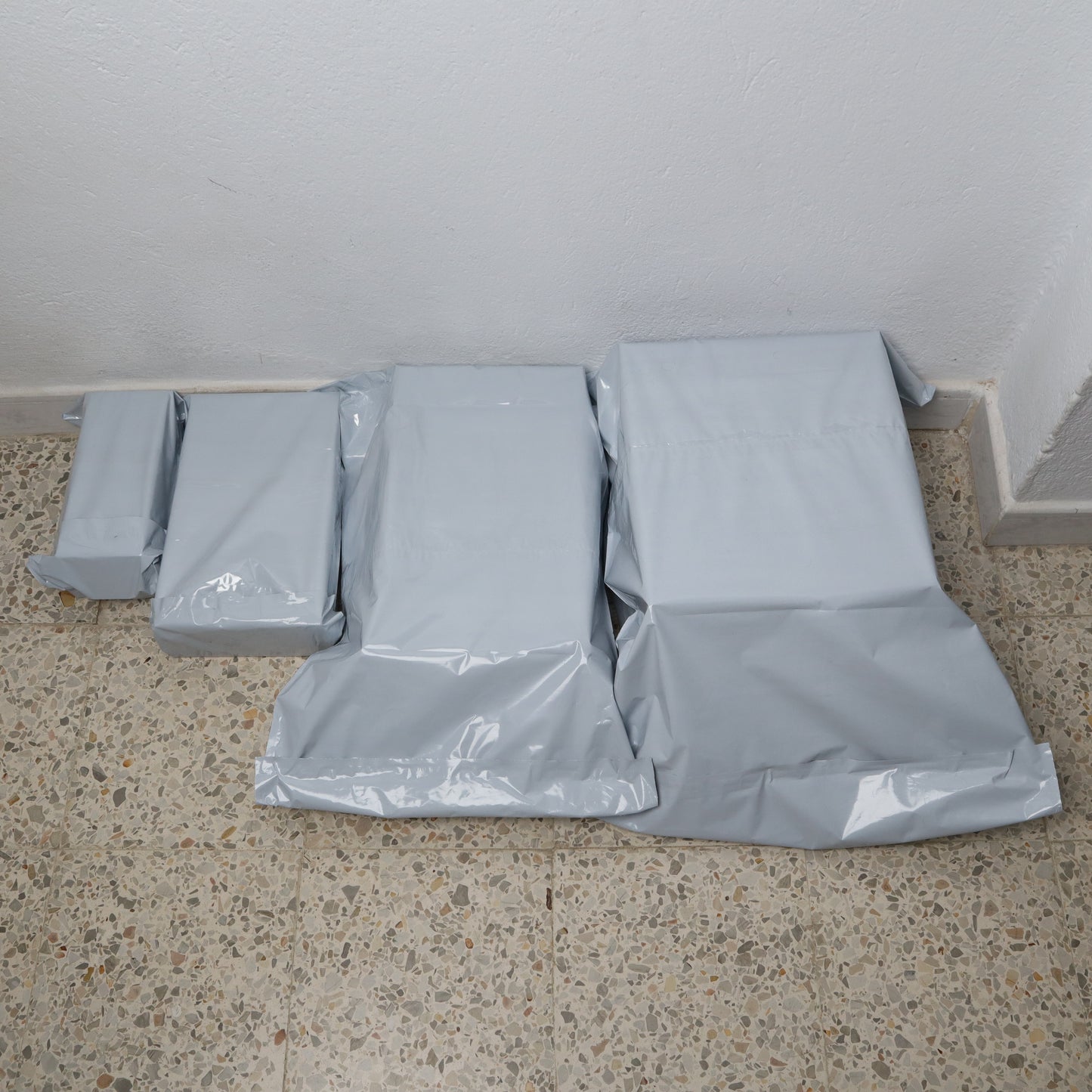 Enveloppes Plastiques pour expédition avec pochette